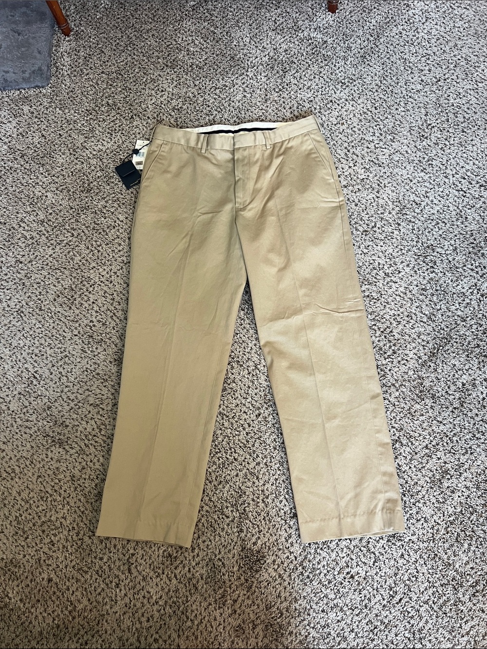 NWT Men's Polo Ralph Lauren Flat Front Khaki's . Size 36x30
